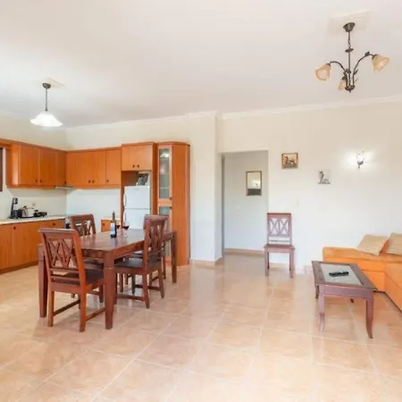 Pothos 别墅 Sarakinádhon