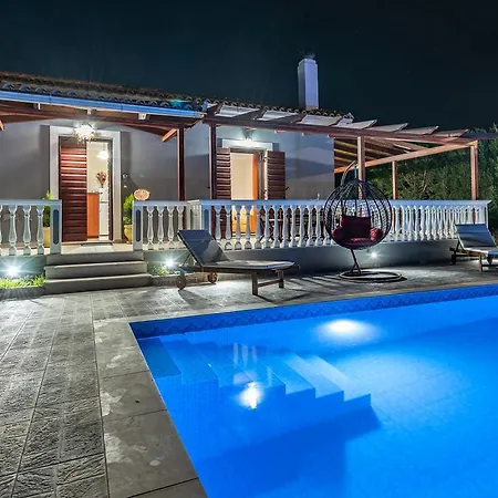 Villa Pothos Sarakinádhon