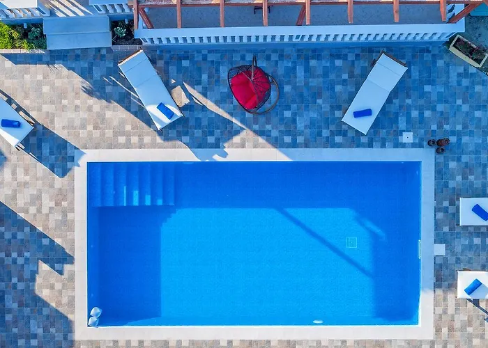 Pothos Sarakinádhon